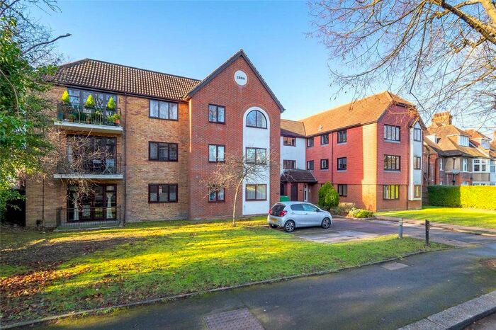 1 Bedroom Property To Rent In Albion Road, Sutton, Surrey, SM2