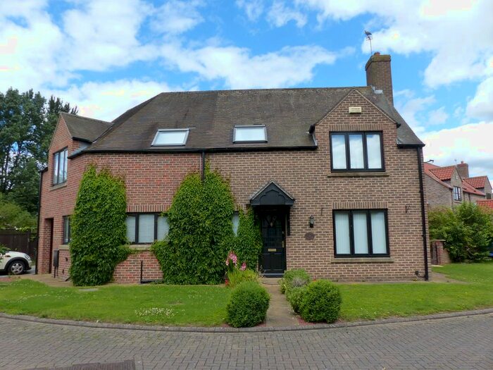 4 Bedroom Detached House To Rent In Park View, Hook, Goole, DN14