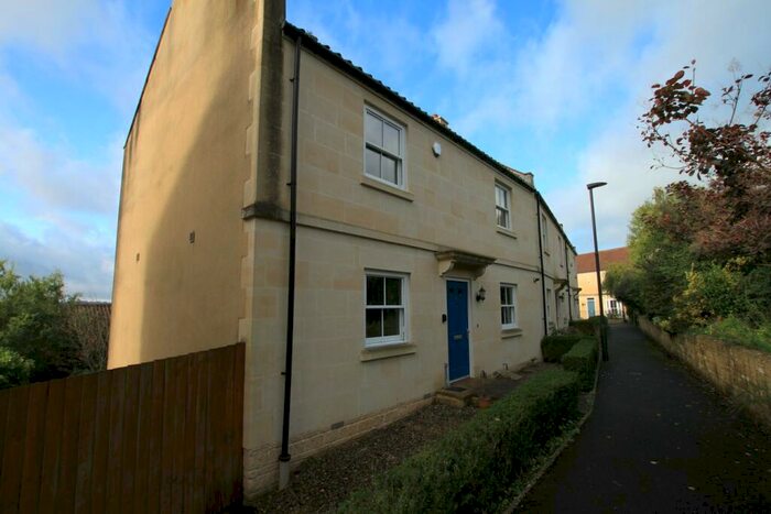 3 Bedroom End Of Terrace House To Rent In Eveleigh Avenue, Bath, BA1
