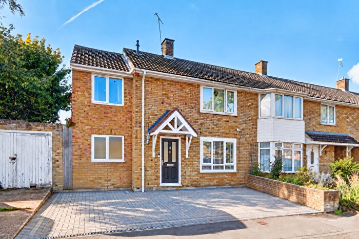 4 Bedroom End Of Terrace House For Sale In Waterham Road, Bracknell, RG12