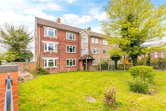 1 Bedroom Apartment For Sale In Mayenne Place, Devizes, Wiltshire, SN10
