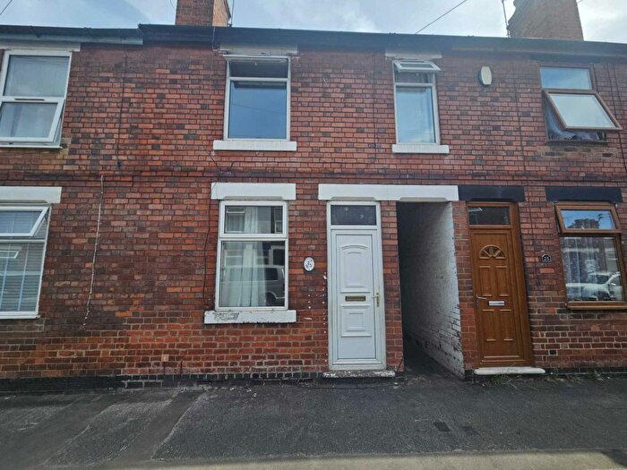 2 Bedroom Terraced House To Rent In Balfour Street, DE13