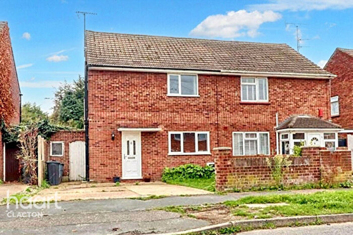 3 Bedroom Semi-Detached House For Sale In Tewkesbury Road, Clacton-On-Sea, CO15
