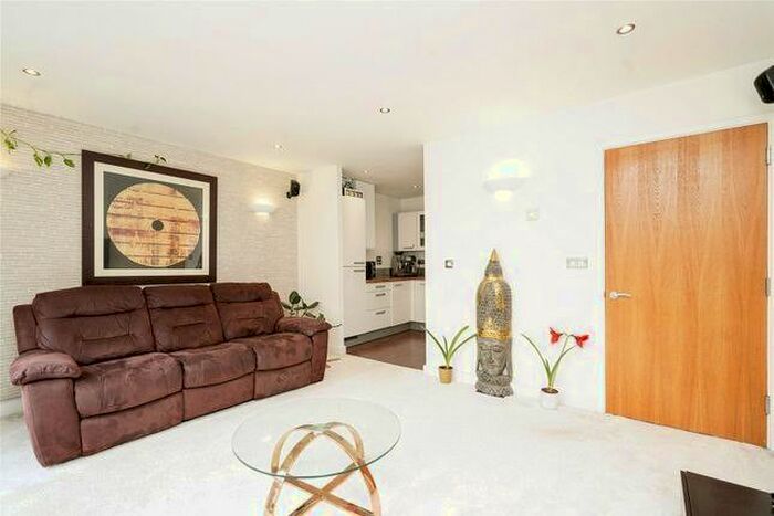 2 Bedroom Flat To Rent In Seagull Lane, London, E16