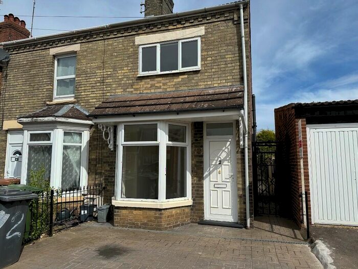 3 Bedroom Semi-Detached House To Rent In Churchfield Road, Peterborough, Cambridgeshire, PE4