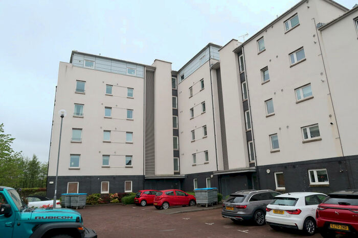 2 Bedroom Flat To Rent In Redshank Avenue, Renfrew, PA4