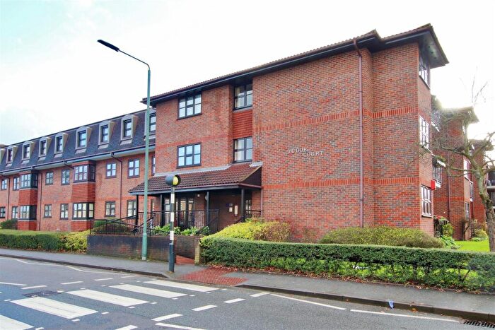 2 Bedroom Flat For Sale In Tudor Court, Hatherley Crescent, Sidcup, DA14