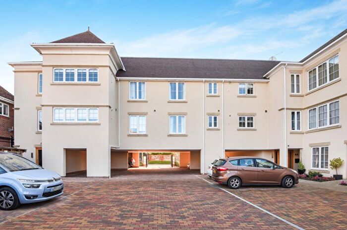 2 Bedroom Apartment For Sale In Summerley Lane, Summerley Point Summerley Lane, PO22
