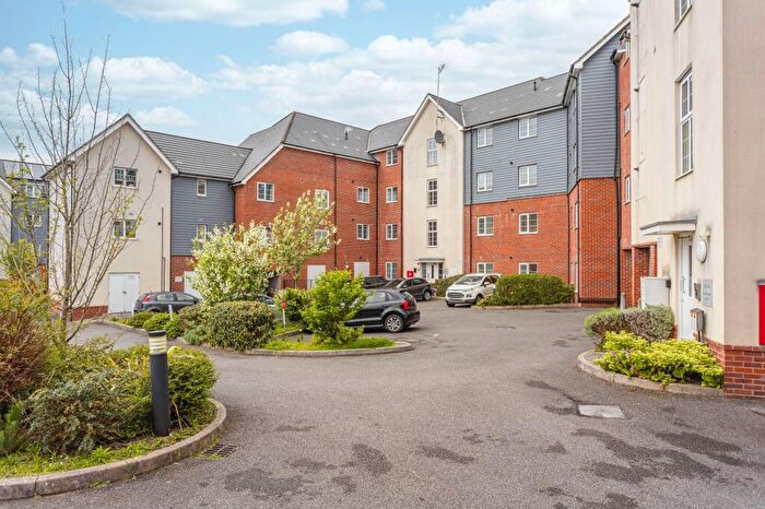 2 Bedroom Flat To Rent In Grayrigg Road, Maidenbower, RH10