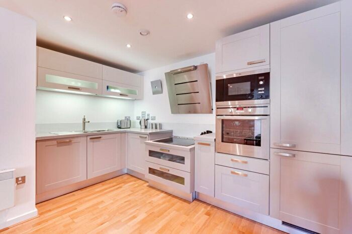 2 Bedroom Apartment To Rent In Avalon, West Street, Brighton, BN1