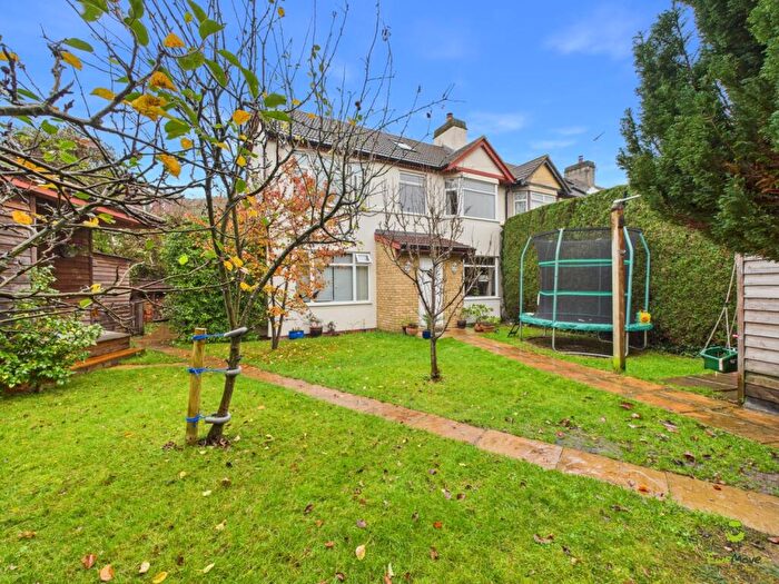 6 Bedroom End Of Terrace House For Sale In Woodbrook Road, London, SE2