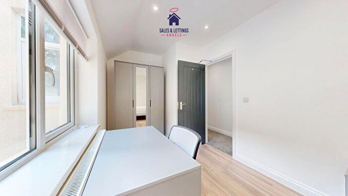 1 Bedroom House To Rent In Colum Road, Cardiff, CF10