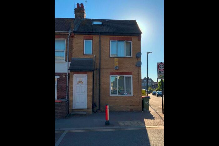 1 Bedroom Flat To Rent In Hermit Road, London, E16