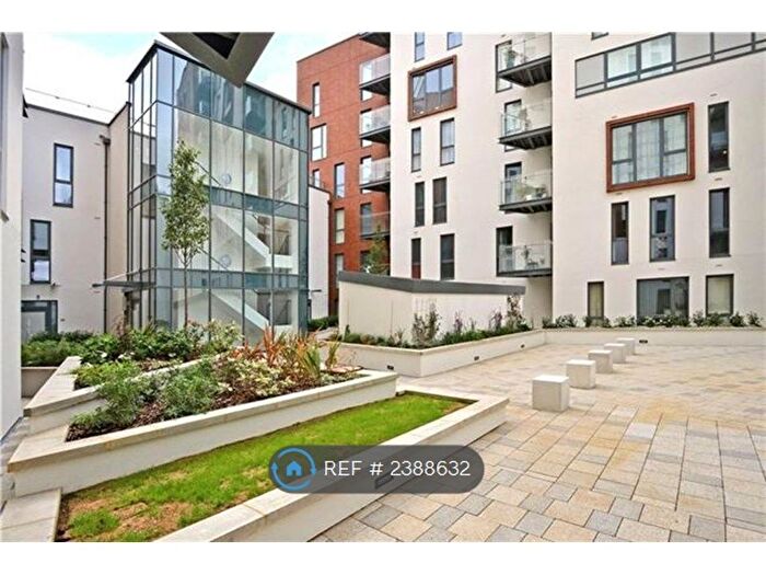 2 Bedroom Flat To Rent In John Donne Way; Norman Rd; Greenwich, London, SE10