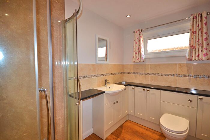 2 Bedroom Detached Bungalow For Sale In Stanstead Road, Maiden Newton, Dorchester, DT2