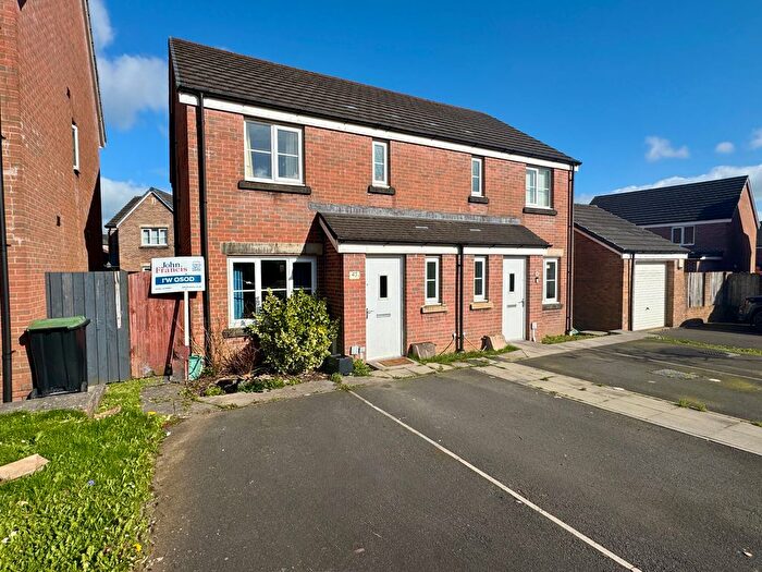 3 Bedroom Property To Rent In Maes Pedr, Carmarthen, SA31