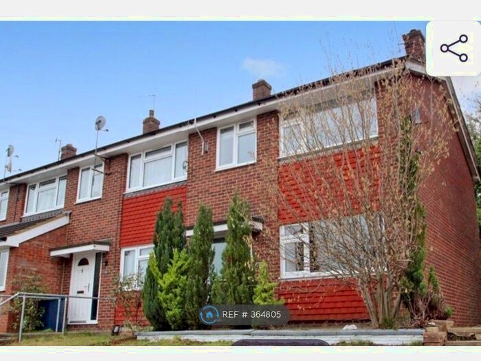 3 Bedroom Semi-Detached House To Rent In Bushey Close, High Wycombe, HP12