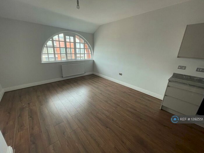 1 Bedroom Flat To Rent In Hoghton Street, Southport, PR9