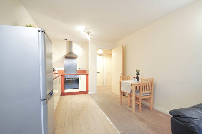 1 Bedroom Flat For Sale In Chapel Street, Salford, M3