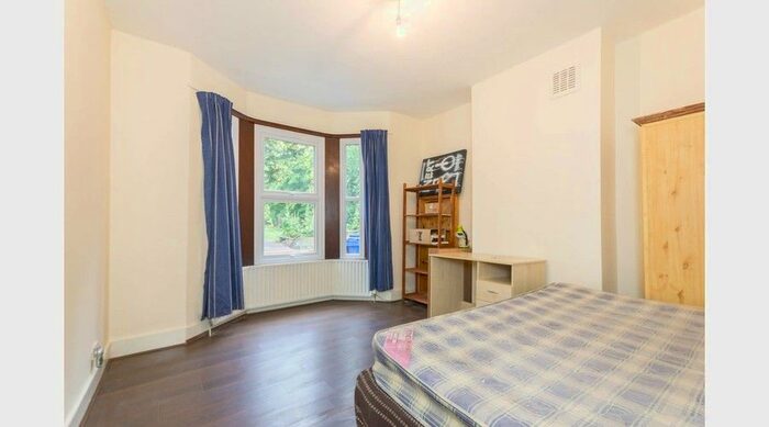 5 Bedroom Terraced House To Rent In Brandon Street, London, SE17