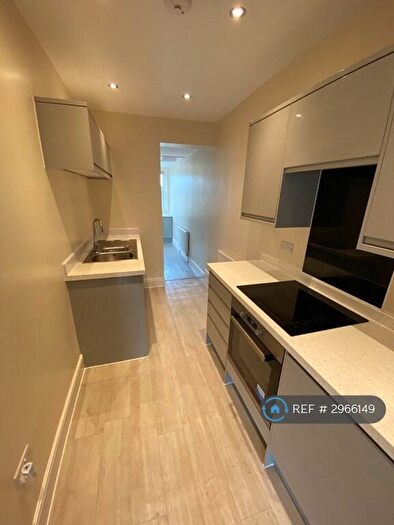 1 Bedroom Flat To Rent In Lodge Causeway, Bristol, BS16