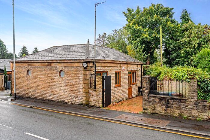 2 Bedroom Detached Bungalow For Sale In Rochdale Road, High Crompton, OL2