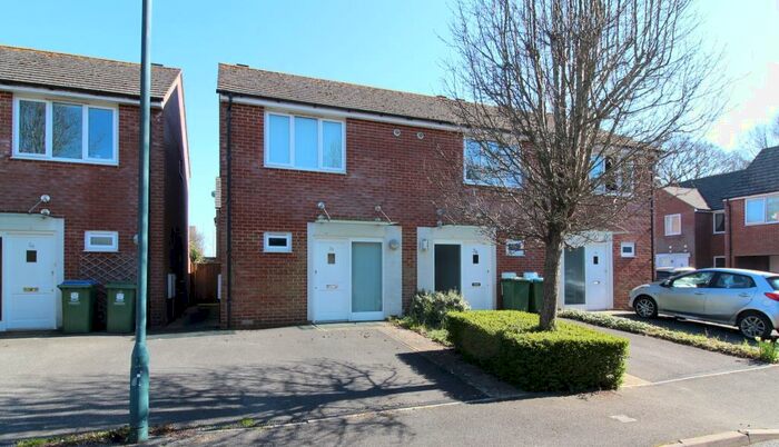 2 Bedroom End Of Terrace House To Rent In Branewick Close, Titchfield Park, PO15