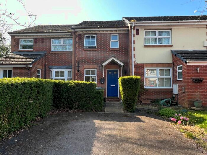 2 Bedroom Terraced House To Rent In Hatch Mead, West End, SO30