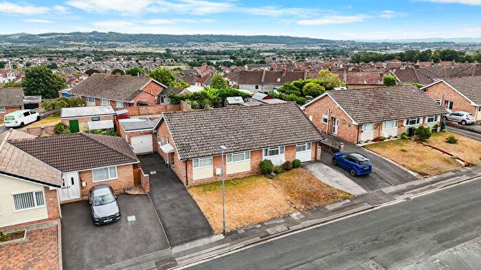 3 Bedroom Bungalow For Sale In Ashbury Drive, Weston-super-Mare - No Chain, BS22