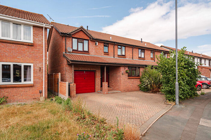 4 Bedroom Semi Detached House For Sale In Belmont Drive, Stoke Gifford, Bristol, BS34