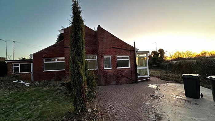 2 Bedroom Bungalow To Rent In Wickersley Road, Rotherham, S60