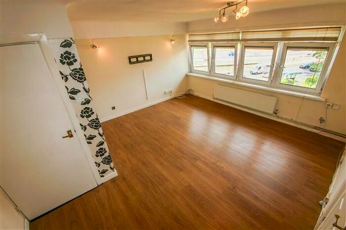 1 Bedroom Flat To Rent In Clover Nooke, Old Redbridge Road, Southampton, SO15