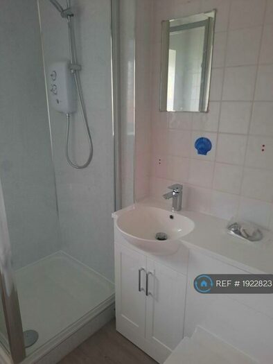 2 Bedroom Flat To Rent In Shortridge Court, Witham, CM8