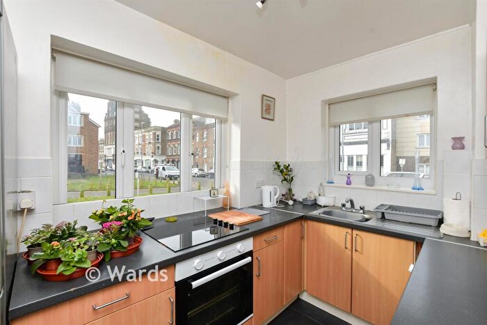 1 Bedroom Flat For Sale In High Street, Margate, Kent, CT9
