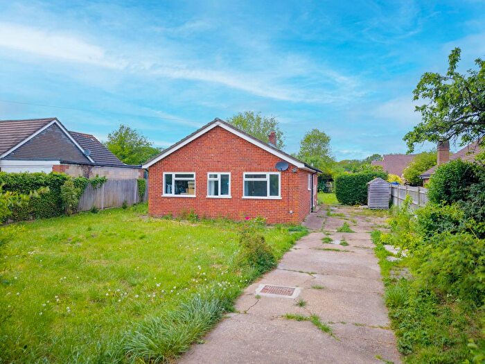 4 Bedroom Detached House To Rent In The Copse, Fetcham, KT22