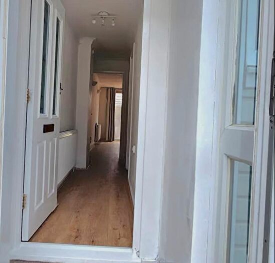 2 Bedroom Terraced House To Rent In Dartford Road, London, DA1
