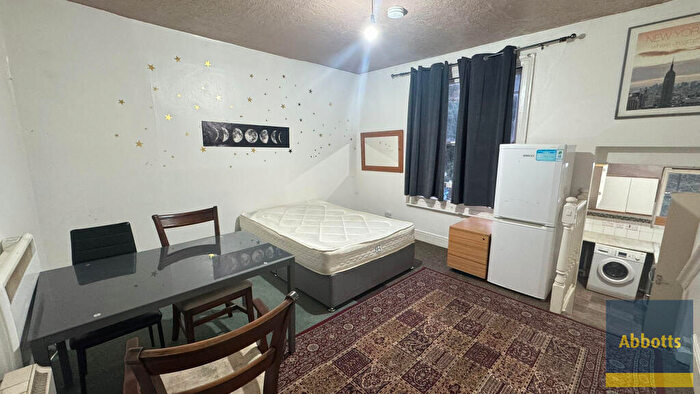 1 Bedroom Flat To Rent In Willoughby Road, Ipswich, IP2