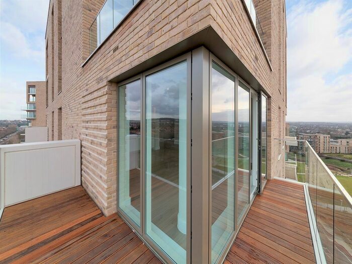 2 Bedroom Flat To Rent In Kidbrooke Park Road, London, SE3