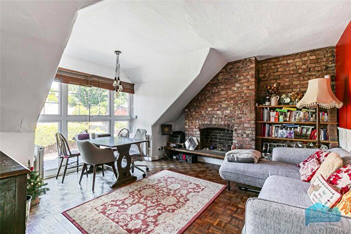 2 Bedroom Apartment To Rent In Grosvenor Gardens, Muswell Hill, N10