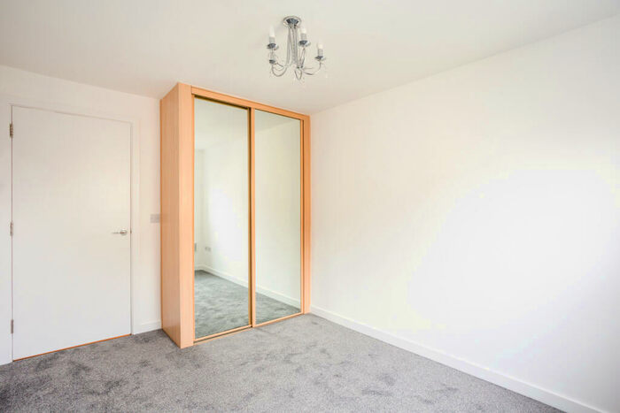 2 Bedroom Apartment To Rent In Bridge Wharf, Chertsey, KT16