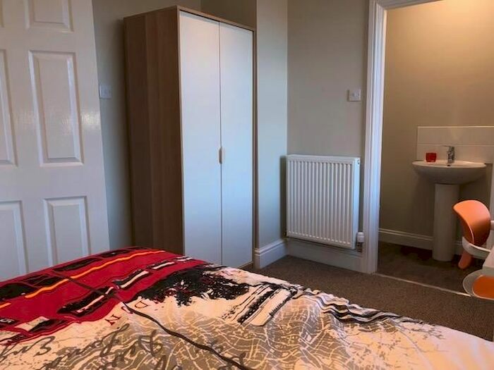 5 Bedroom Property To Rent In Lune Street, Lancaster, LA1