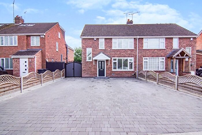 3 Bedroom Semi-Detached House To Rent In Heather Road, Binley Woods, CV3