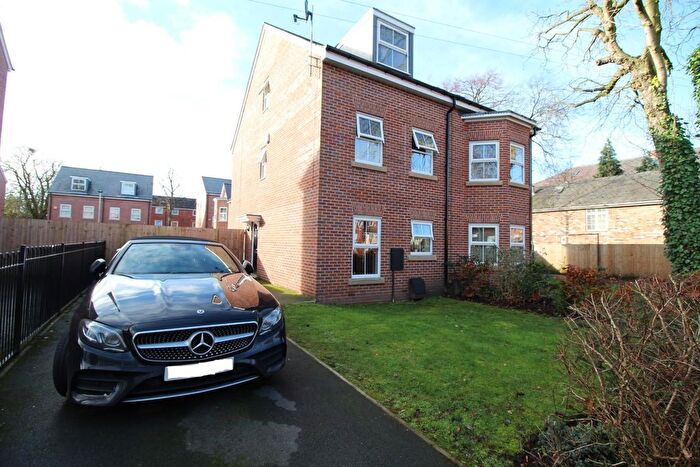 4 Bedroom Property To Rent In Egerton Road, Fallowfield, Manchester, M14