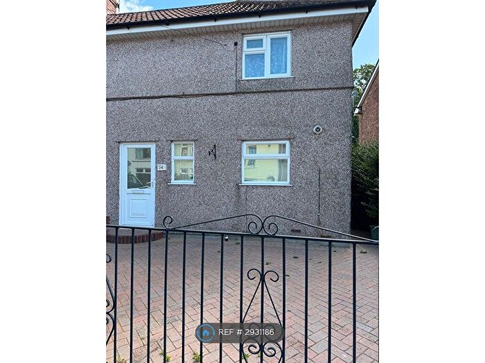 3 Bedroom Semi-Detached House To Rent In Rodney Road, Bristol, BS15