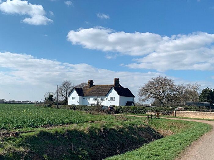 3 Bedroom Semi-Detached House To Rent In Hall Lane, South Ockendon, Essex, RM15