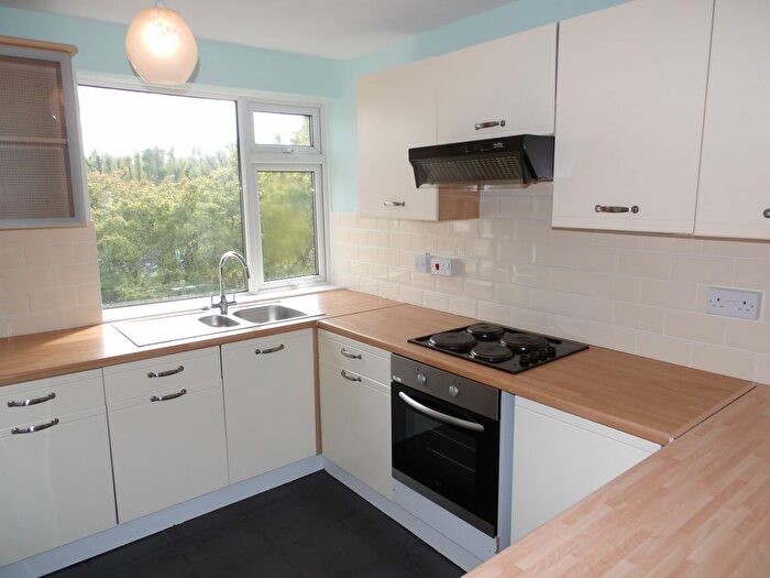 2 Bedroom Flat To Rent In Capitol Court, Nottingham, NG8