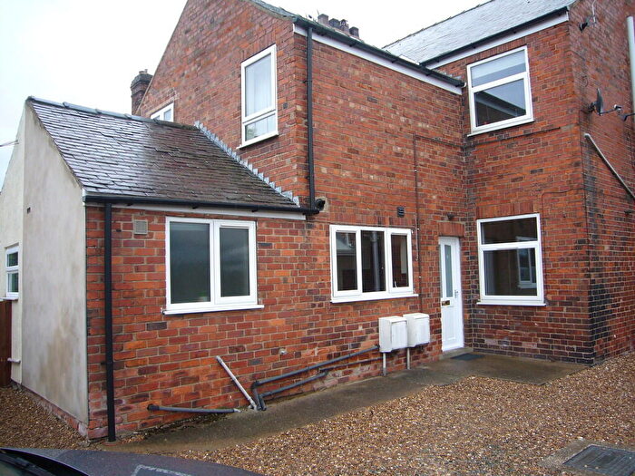 1 Bedroom Flat To Rent In Columbine Grove, Low Street, Carlton, Nr Goole, DN14