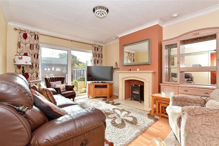 2 Bedroom Semi-Detached Bungalow For Sale In Bruce Grove, Wickford, Essex, SS11