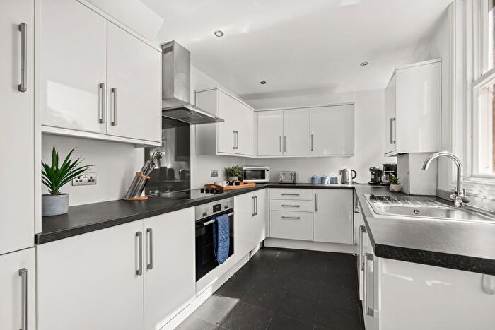 4 Bedroom Semi-detached House To Rent In Gibbon Road, Kingston Upon Thames, KT2