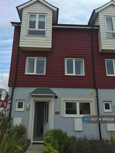 3 Bedroom End Of Terrace House To Rent In Cefn Padrig, Llanelli, SA15